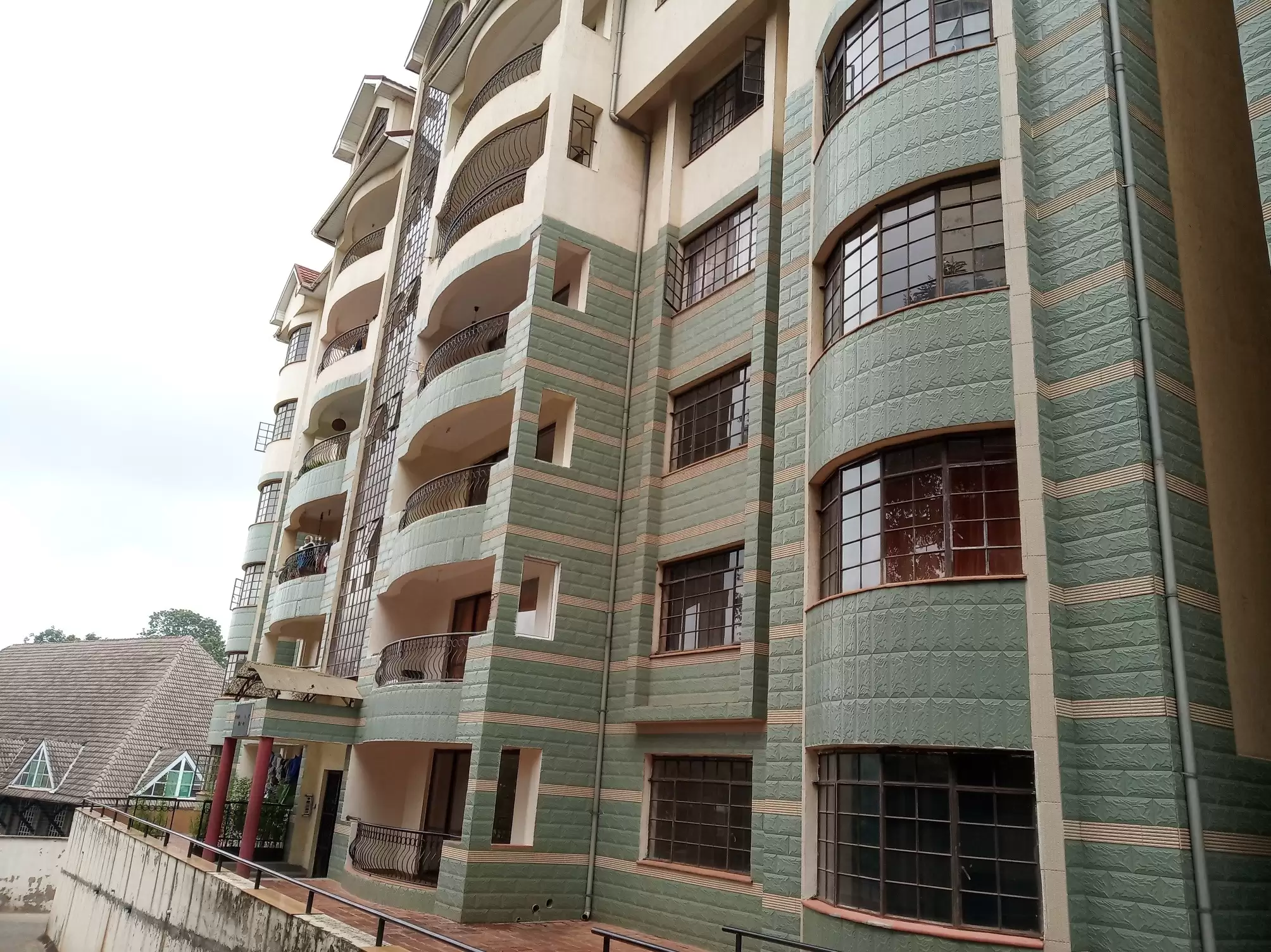 3 bedroom apartment in Kilimani Riara Road for sale Image