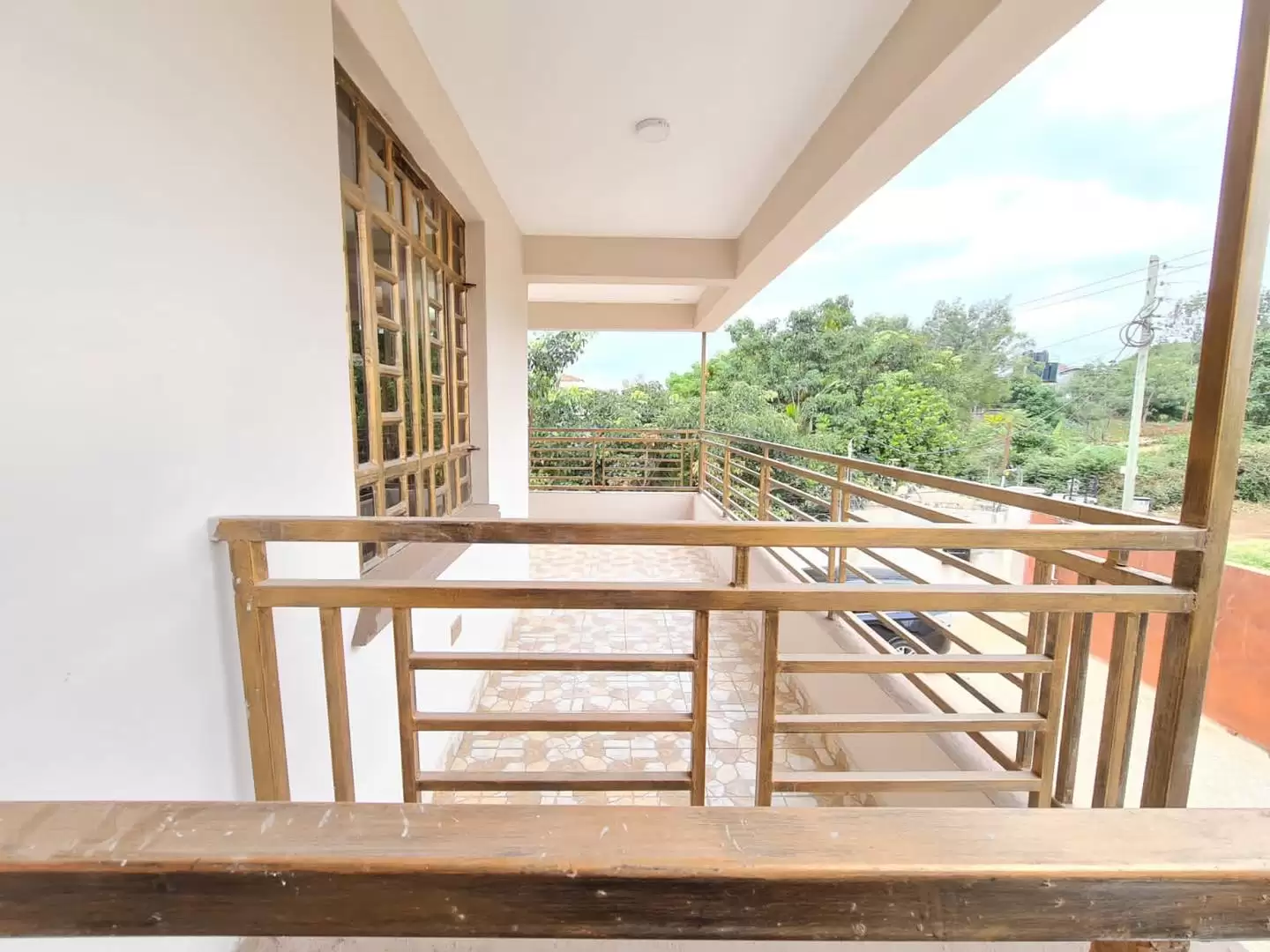 3 bedroom apartment to let in Thome Estate Image