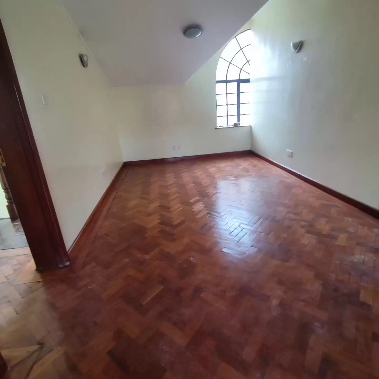 4 bedroom apartment for rent in Kilimani Kilimani road Image