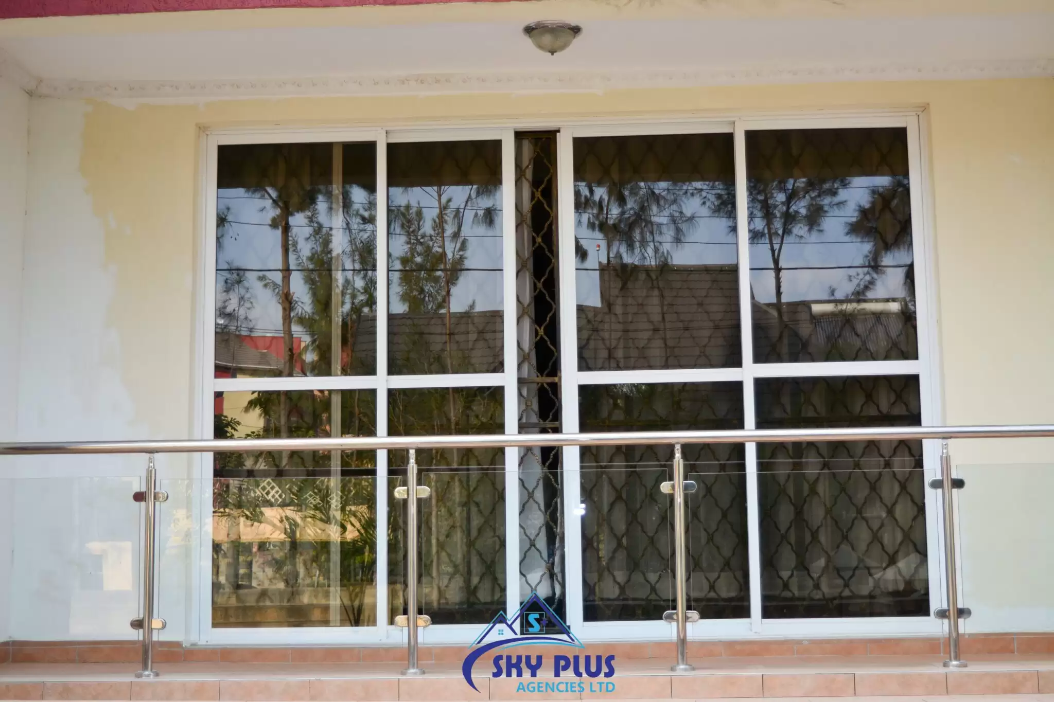 Mombasa road 3 and 4 bedroom apartment for sale Image