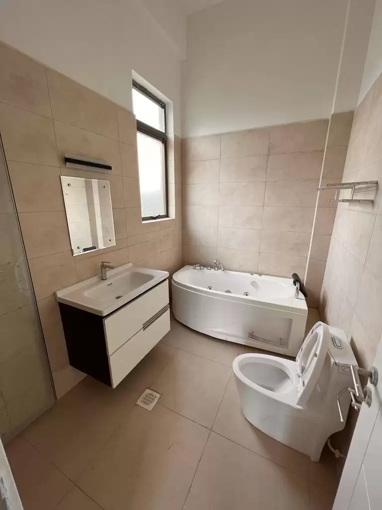 Spacious and Beautiful 4 Bedrooms  Apartments With DSQ IN Lavington Image