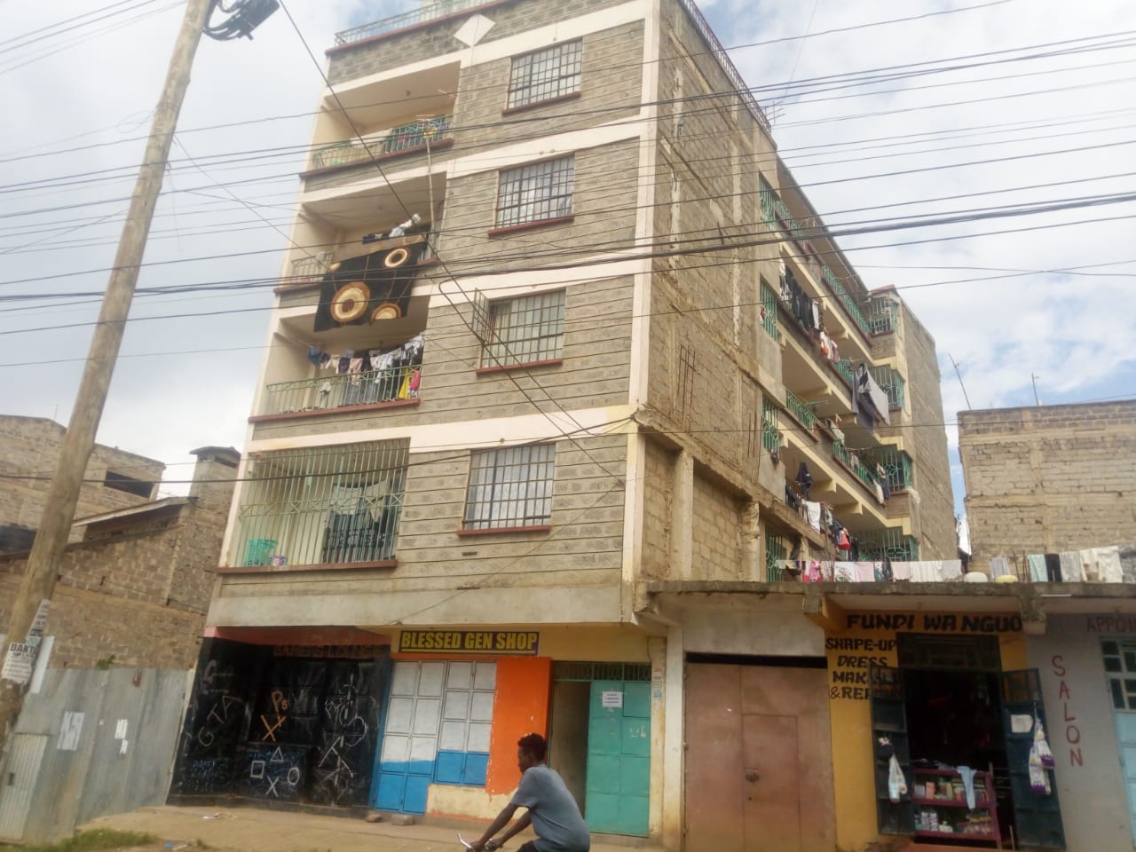 Flat for sale in Kasarani