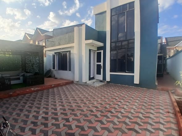 flatroof bungalow for sale in ruiru, membly