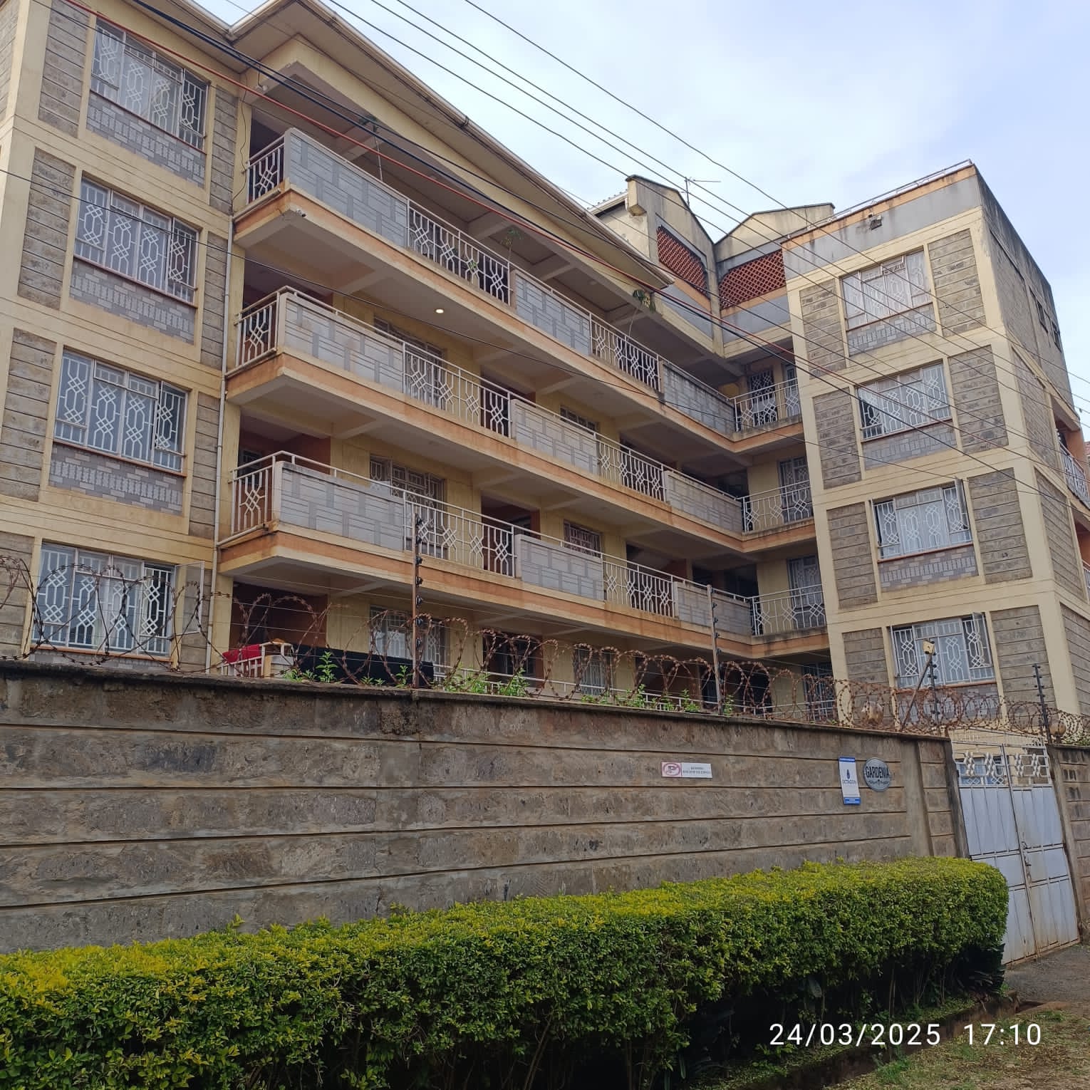 Block of Apartment For Sale in Ruaka