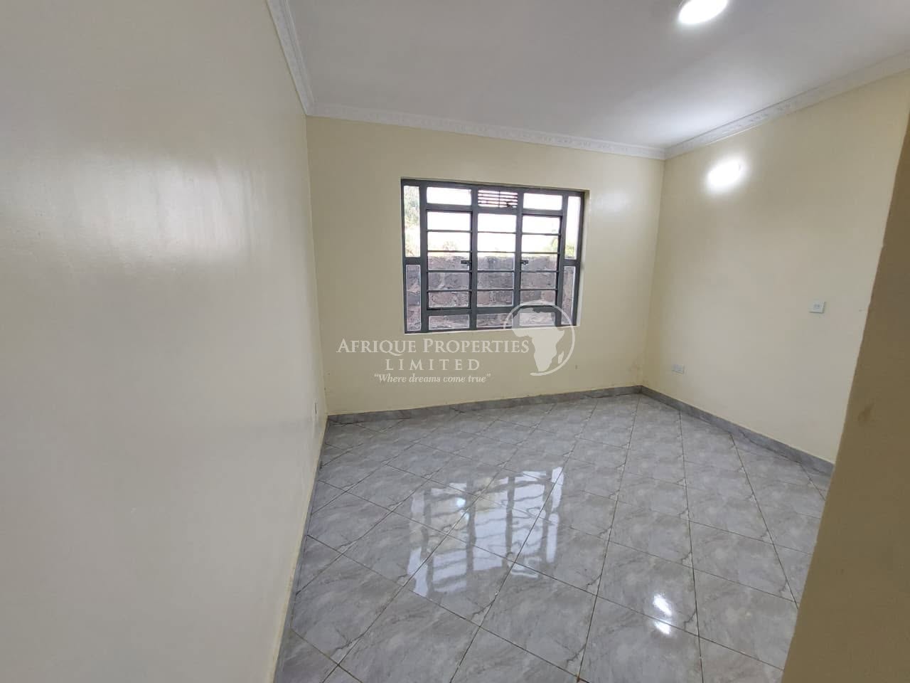 𝐒𝐩𝐚𝐜𝐢𝐨𝐮𝐬 & 𝐌𝐨𝐝𝐞𝐫𝐧 𝟑-𝐁𝐞𝐝𝐫𝐨𝐨𝐦 𝐁𝐮𝐧𝐠𝐚𝐥𝐨𝐰𝐬 for sale in ruiru Image