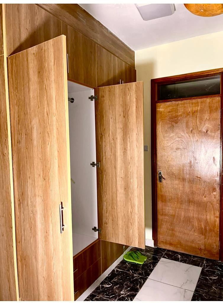 Fully Furnished 3 Bedroom Apartment For Sale in Nyali Image