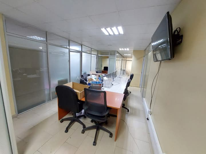 Fully Furnished Office Space For Rent in Parklands Image