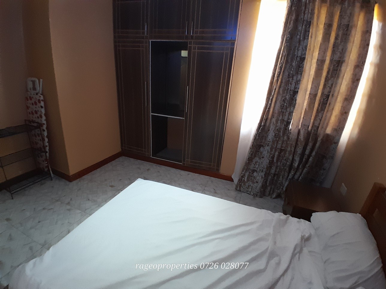 FULLY FURNISHED & SERVICED 1 BEDROOM GUEST WING TO LET – KAREN Image
