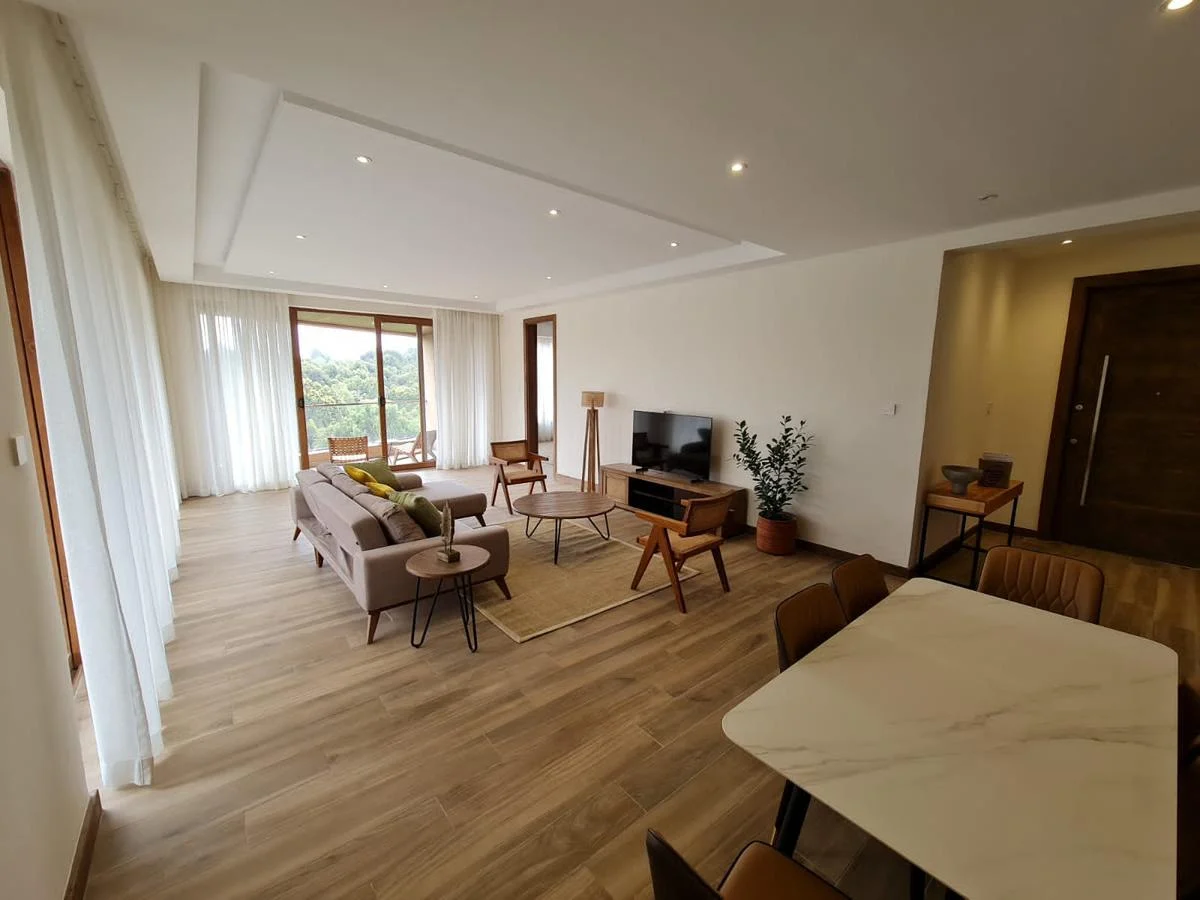 Furnished 2 bedroom Apartment Ensuite off Peponi Road