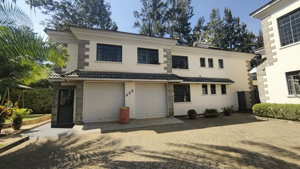 Furnished 2 Bedroom Apartment To Let in Old Runda
