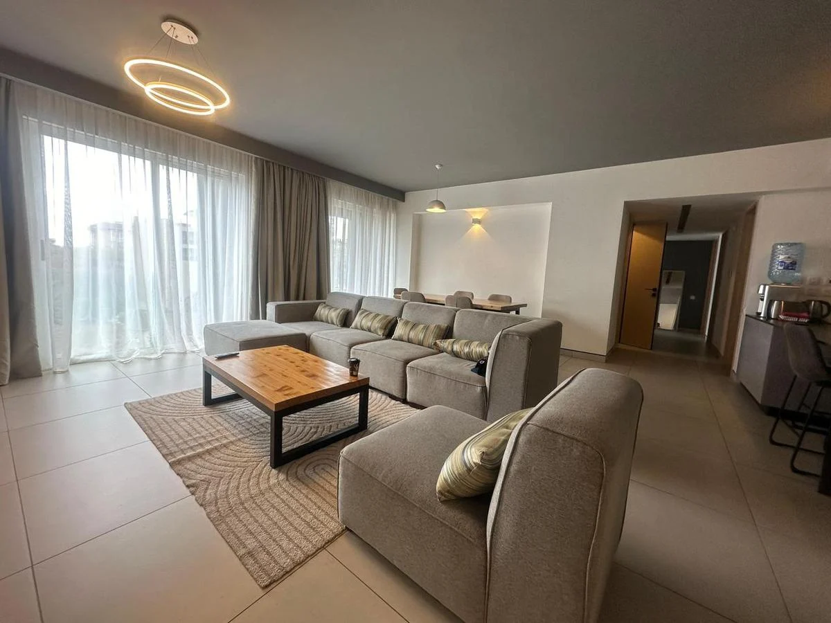 Furnished 3 Bedroom Apartment with DSQ for rent in Kilimani