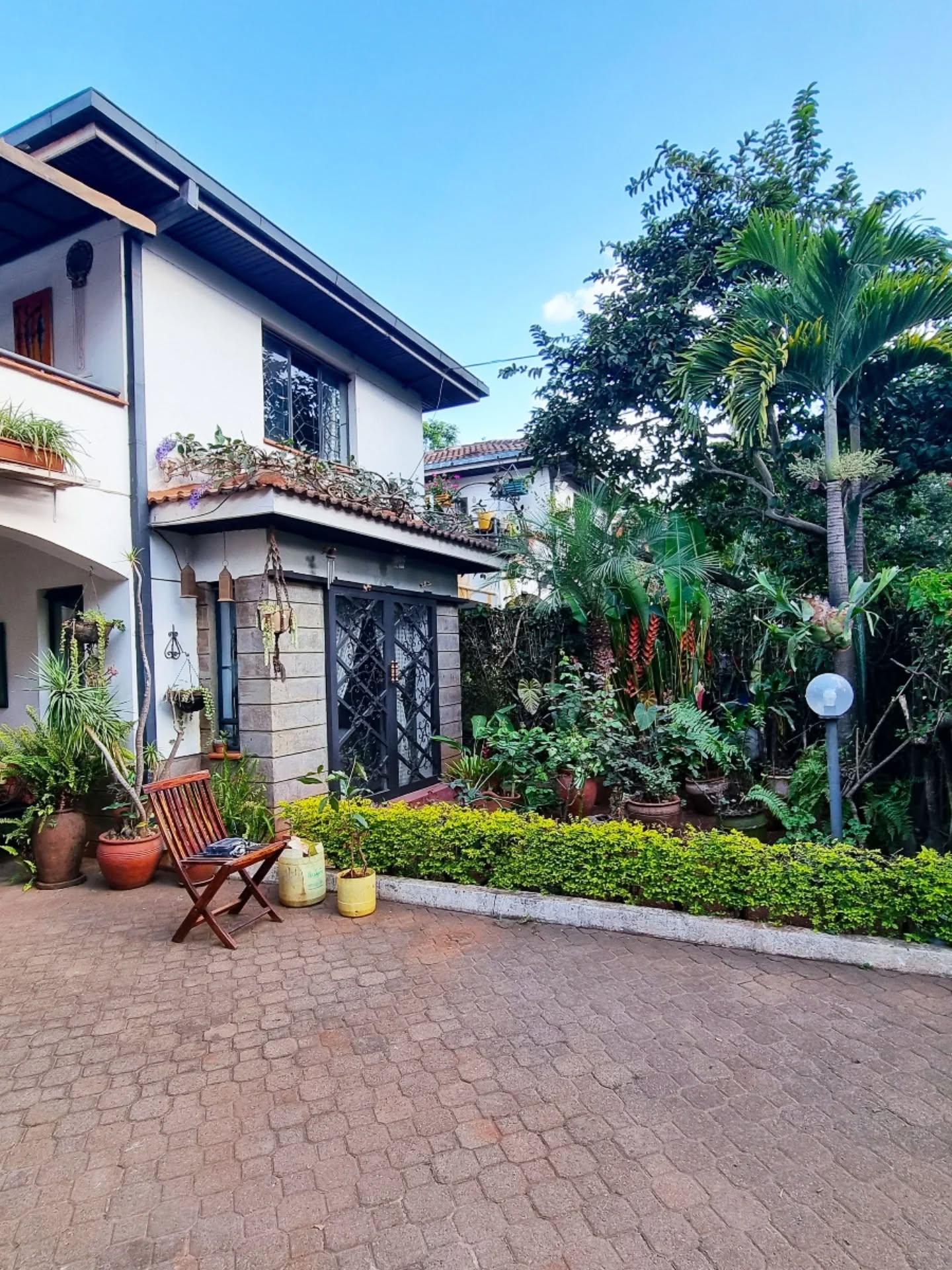 Furnished 4 Bedroom Maisonette For Sale on Ring Road Westlands