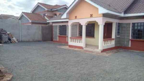 3 bedroom gated community house for sale in Thika Ngoingwa