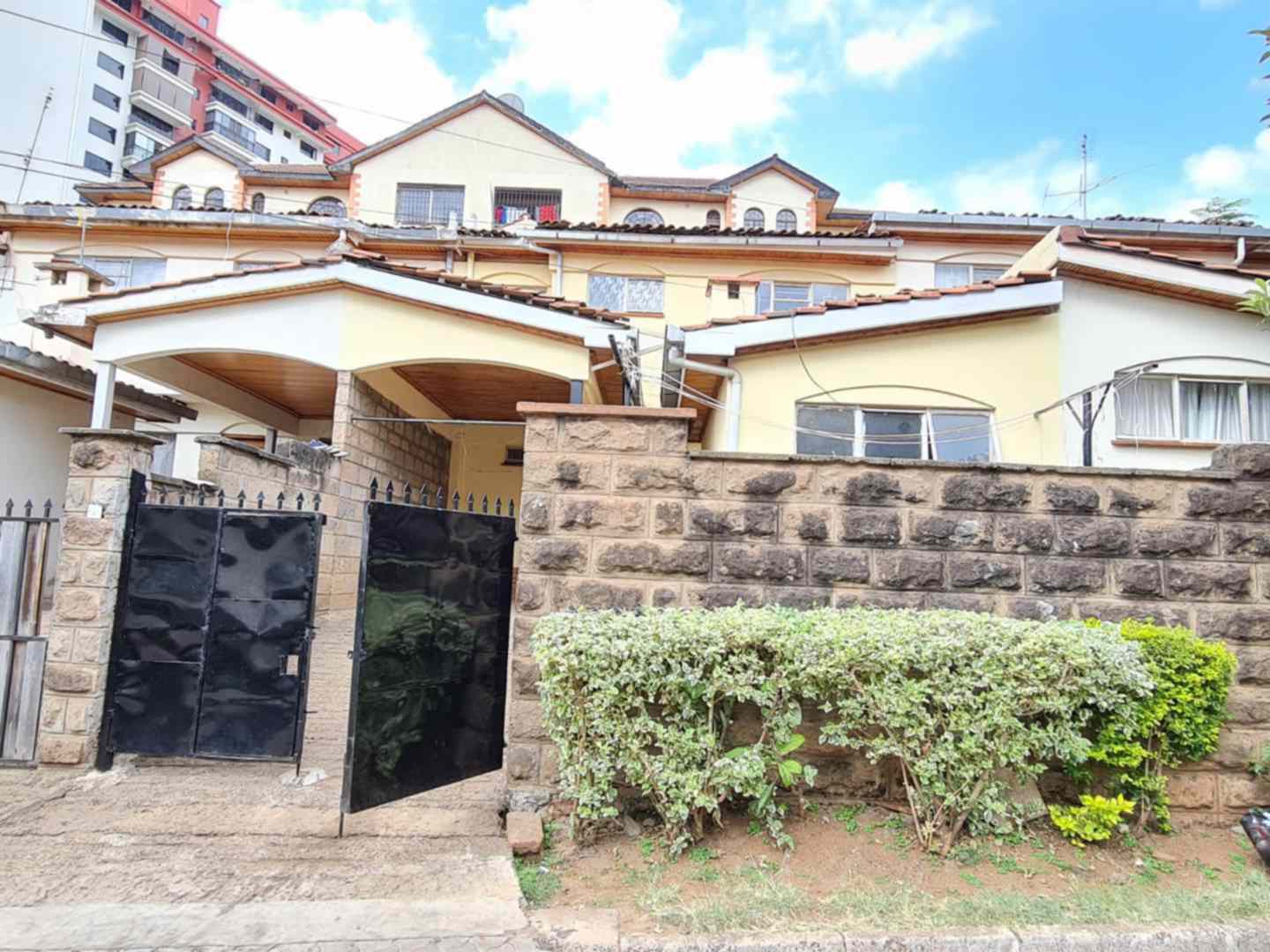 3 bedroom modern townhouse to let in Kilimani