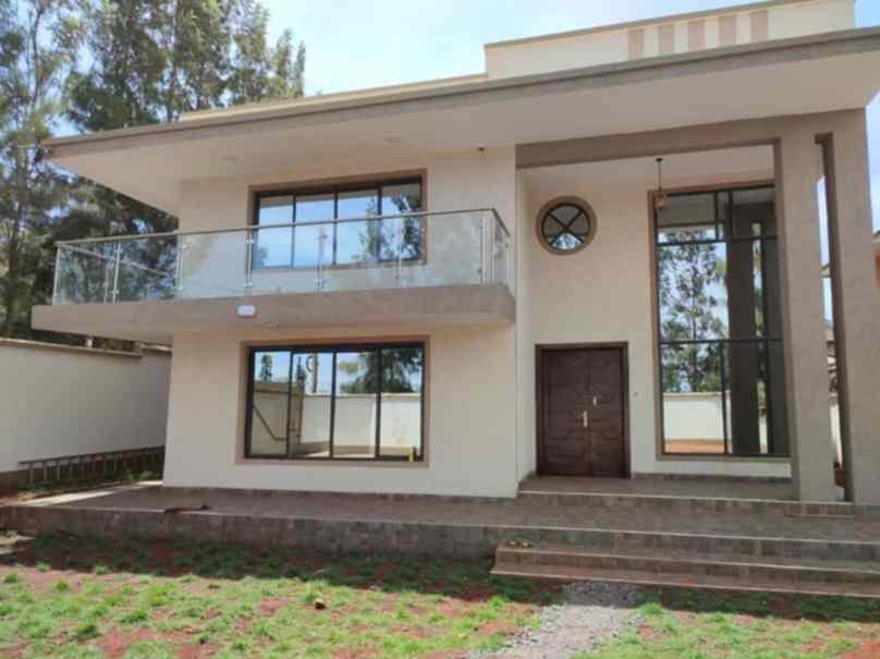 4 bedroom own compound mansion for rent in Membley in gated community