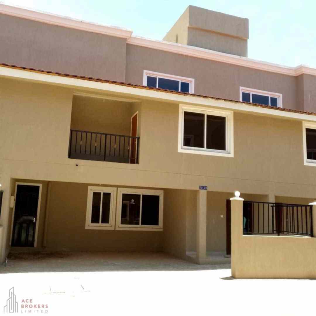 4 bedroom townhouse for sale in Eldoret Town