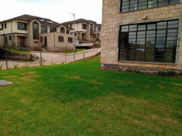 Kiambu road 4 and 5 bedroom gated community mansion for rent