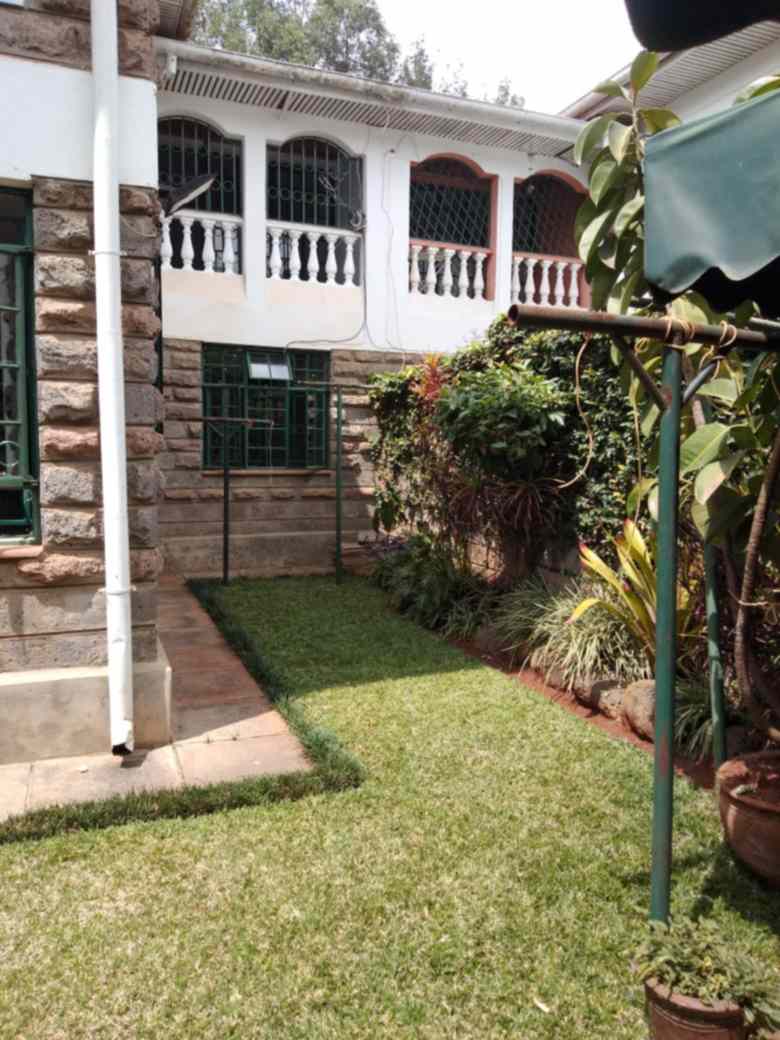 Luxurious Stunning 4 Bedrooms Mansionate In In Lavington