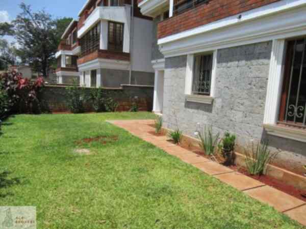 Spring Valley Westlands 5 bedroom own compound townhouse in a gated community for rent