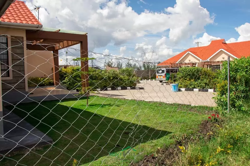 3 bedroom savanna greens gated community bungalows for sale in Joska Image