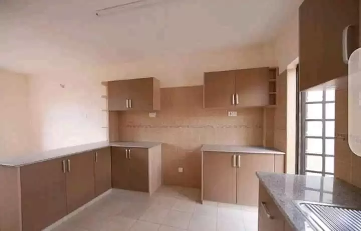 3 bedroom townhouse for rent in Athi river Image