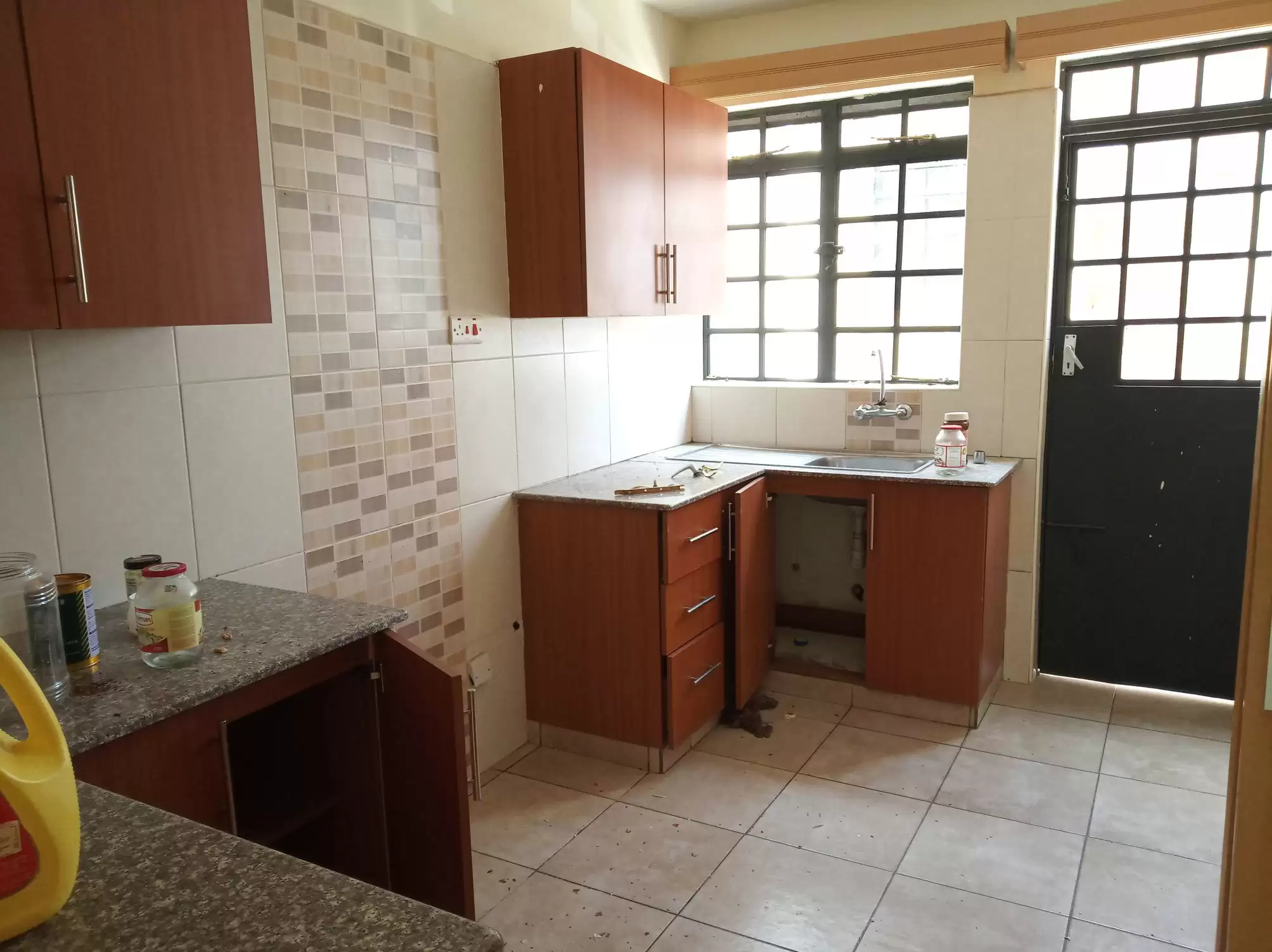 Lone View estate Syokimau 3 bedroom with sq for sale Image