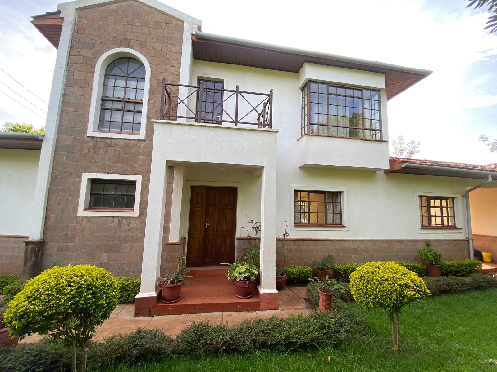 Glamorous 4 bedroom villas for rent in Limuru Road, Redhill Area Image