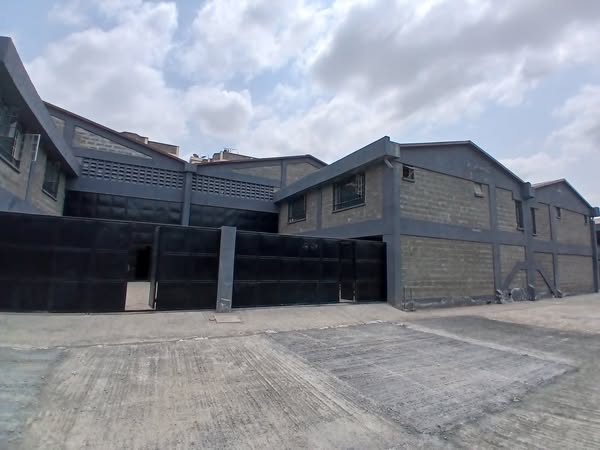 Go down \ Warehouse for rent or sale in Syokimau