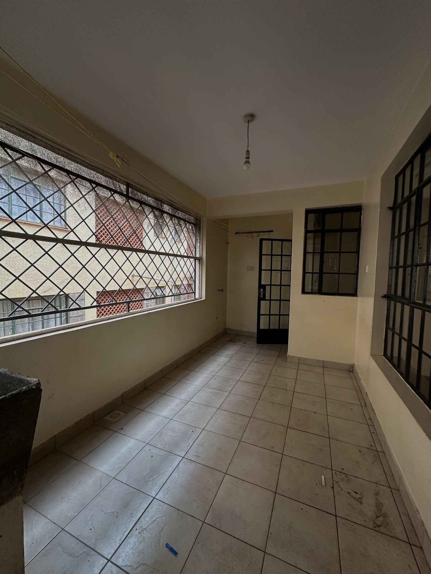 Homely 3 Bedroom Apartment + DSQ To Let in Lavington Image