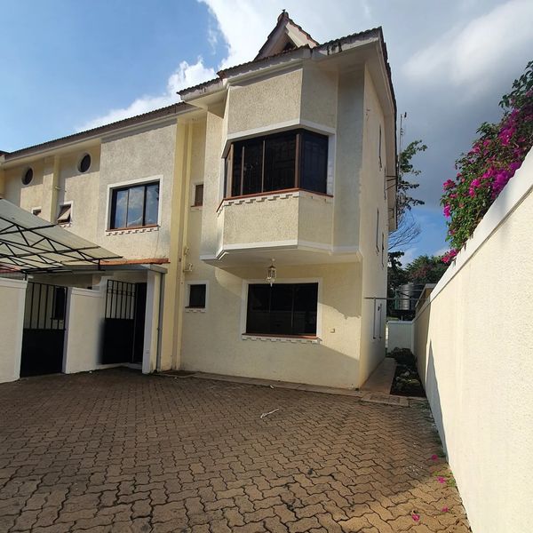 Homely & Amazing 4 Bedroom Townhouse For Rent In Lavington.