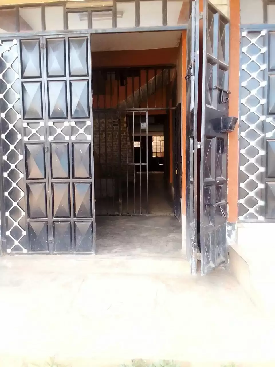 Club , bar and restaurant for sale in Zimmerman Kamiti road Image