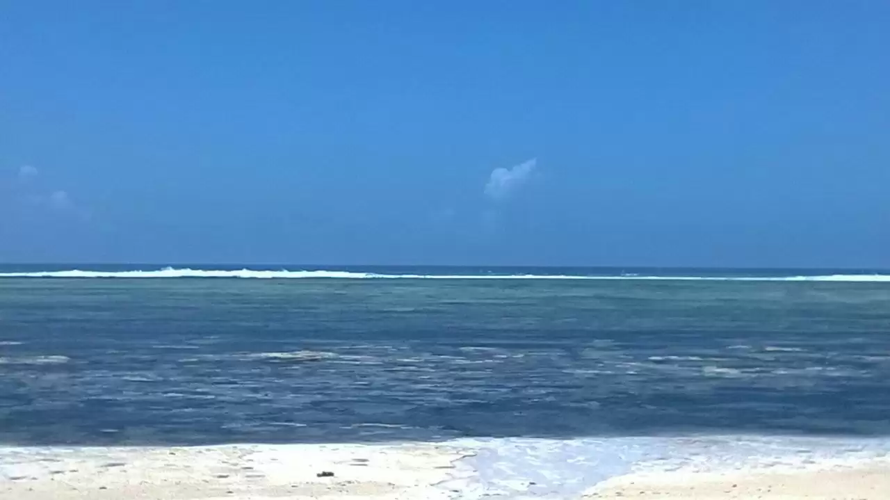 Mombasa Beach Hotel for sale Image