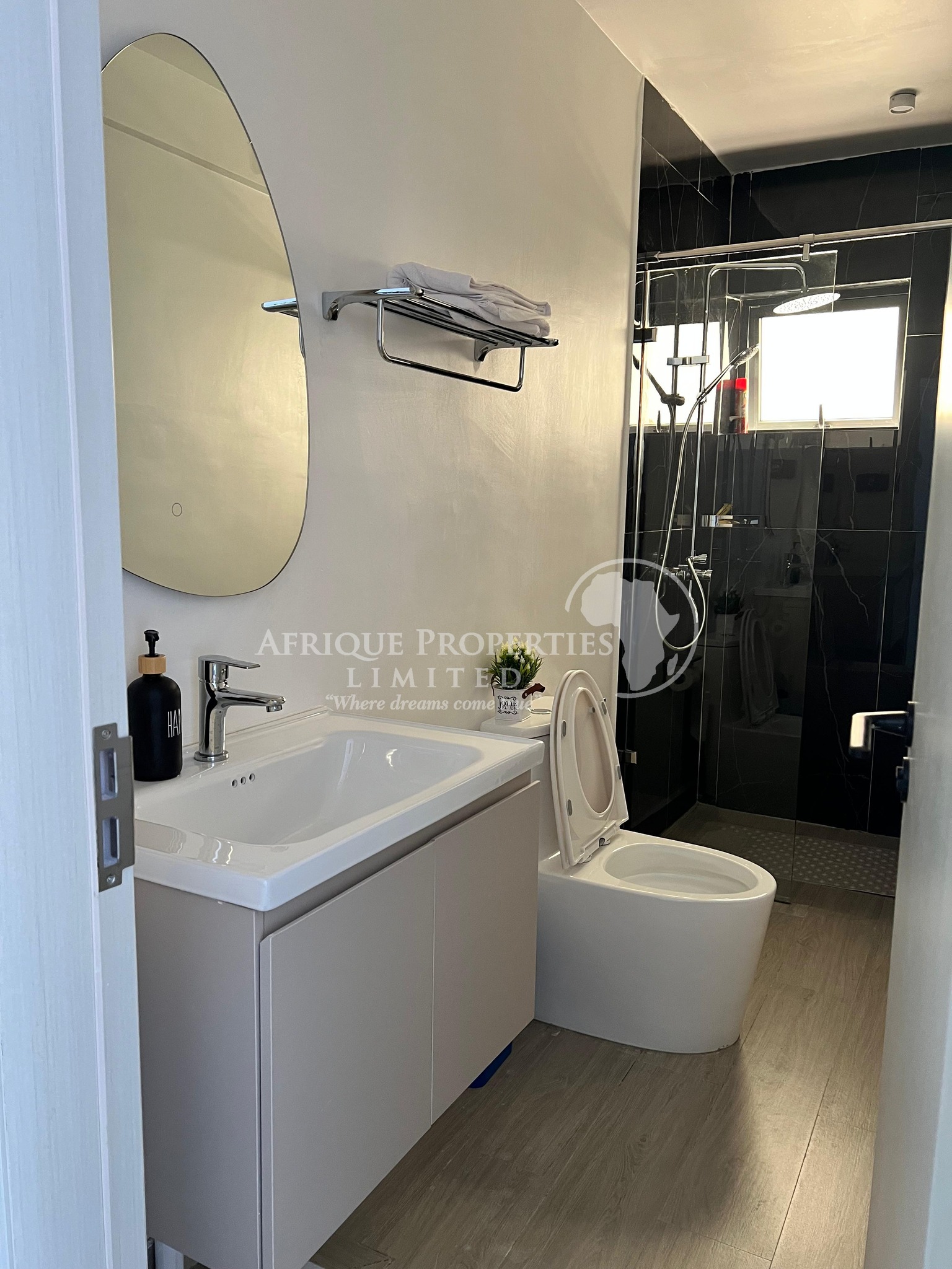 ๐
๐ฎ๐ฅ๐ฅ๐ฒ ๐
๐ฎ๐ซ๐ง๐ข๐ฌ๐ก๐๐ ๐-๐๐๐๐ซ๐จ๐จ๐ฆ ๐๐ฉ๐๐ซ๐ญ๐ฆ๐๐ง๐ญ ๐๐จ ๐๐๐ญ in ๐๐ก๐ ๐๐ข๐ง๐๐๐ซ๐๐ฌ๐ญ ๐๐ข๐๐ฐ ๐๐ฉ๐๐ซ๐ญ๐ฆ๐๐ง๐ญ๐ฌ, ๐๐ข๐ฅ๐ข๐ฆ๐๐ง๐ข (๐๐ข๐ง๐๐๐ซ๐ฎ๐ฆ๐ ๐๐) Image