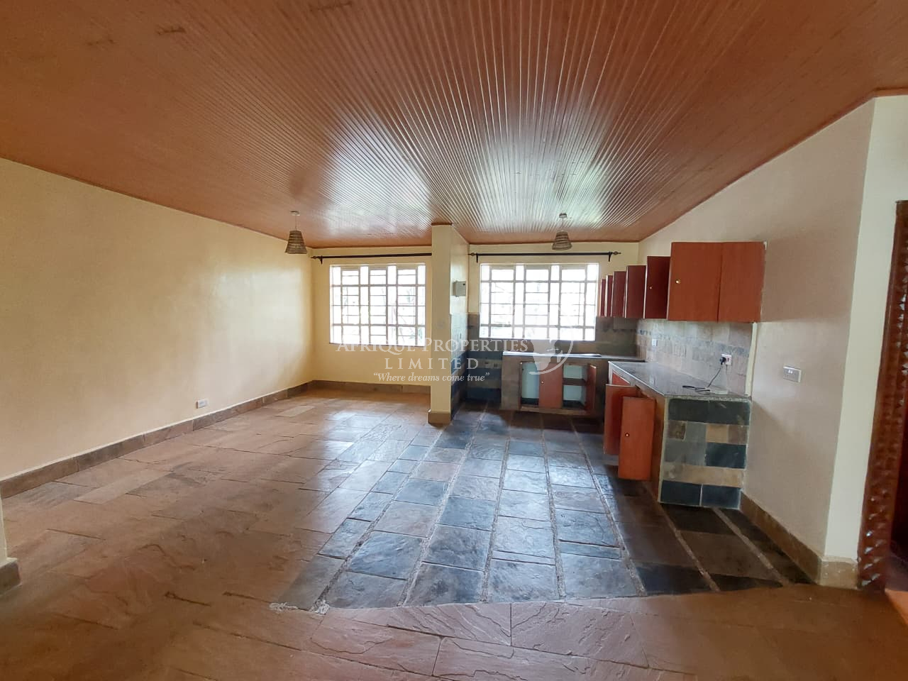 𝐒𝐩𝐚𝐜𝐢𝐨𝐮𝐬 & 𝐂𝐨𝐳𝐲 𝟐 𝐁𝐞𝐝𝐫𝐨𝐨𝐦 𝐌𝐢𝐧𝐢 𝐀𝐩𝐚𝐫𝐭𝐦𝐞𝐧𝐭𝐬 𝐟𝐨𝐫 𝐑𝐞𝐧𝐭 in 𝐑𝐢𝐝𝐠𝐞𝐰𝐚𝐲𝐬 𝐄𝐬𝐭𝐚𝐭𝐞