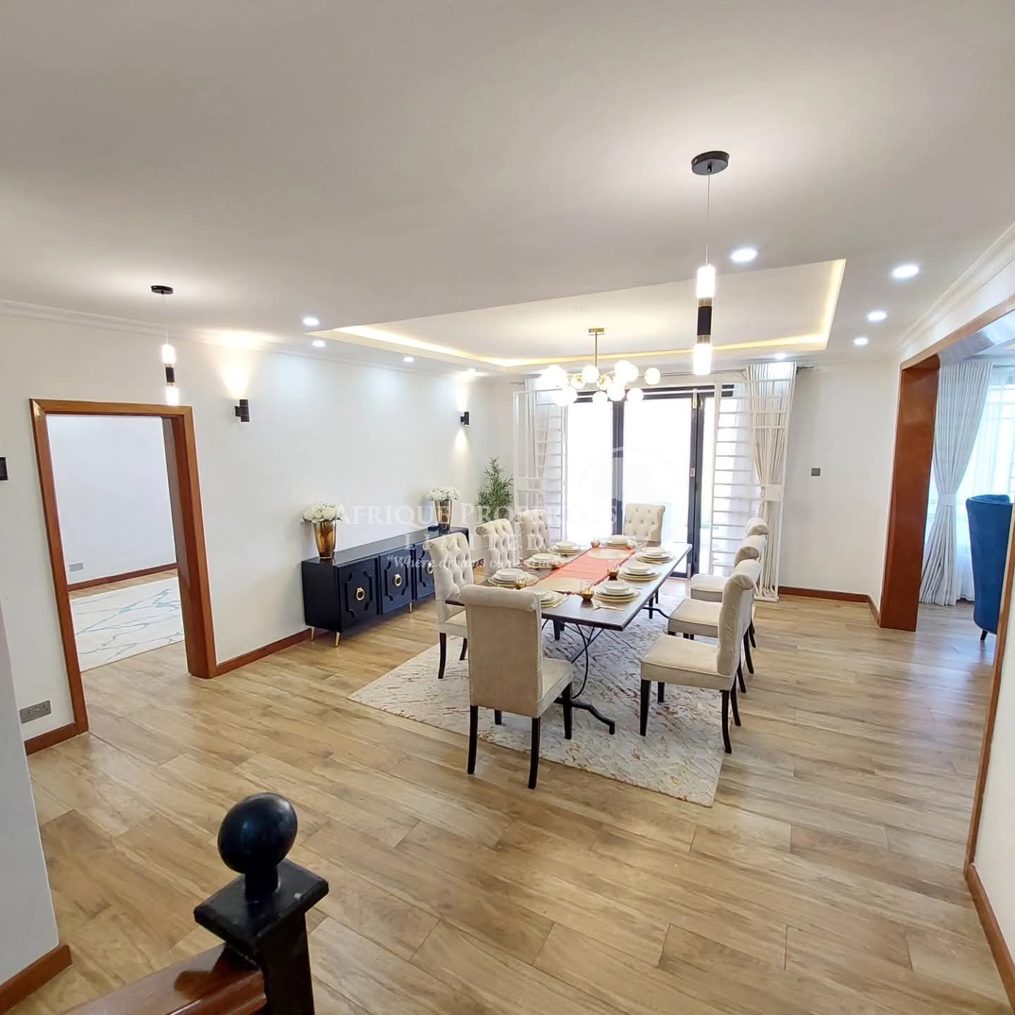 ๐๐ฎ๐ฑ๐ฎ๐ซ๐ข๐จ๐ฎ๐ฌ ๐ ๐๐๐๐ซ๐จ๐จ๐ฆ ๐๐isonette (๐๐ฅ๐ฅ ๐๐ง๐ฌ๐ฎ๐ข๐ญ๐) | ๐๐๐ฅ๐ in Kiambu Road Image