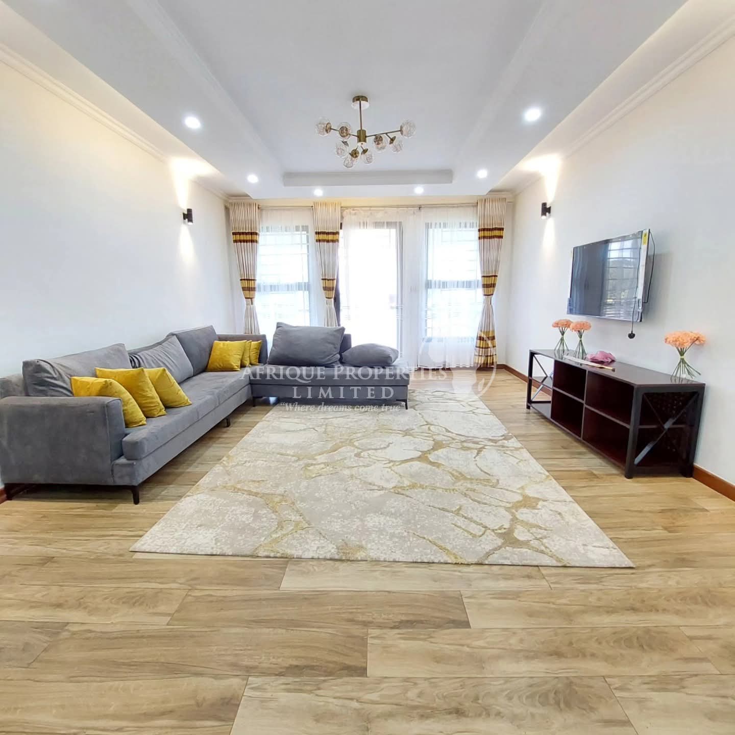 ๐๐ฎ๐ฑ๐ฎ๐ซ๐ข๐จ๐ฎ๐ฌ ๐ ๐๐๐๐ซ๐จ๐จ๐ฆ ๐๐isonette (๐๐ฅ๐ฅ ๐๐ง๐ฌ๐ฎ๐ข๐ญ๐) | ๐๐๐ฅ๐ in Kiambu Road Image