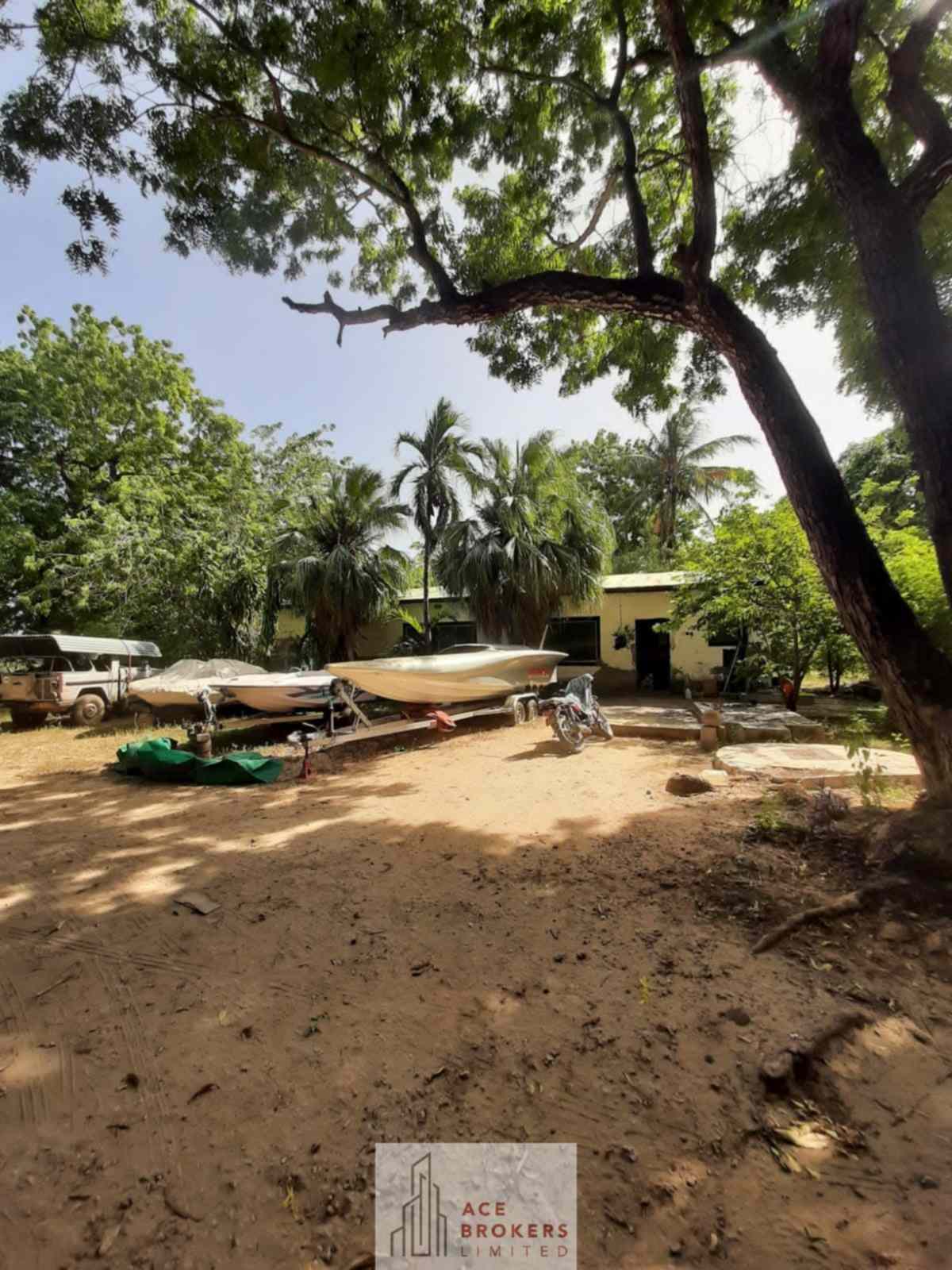 1.2 acre land with house for sale in Mtwapa