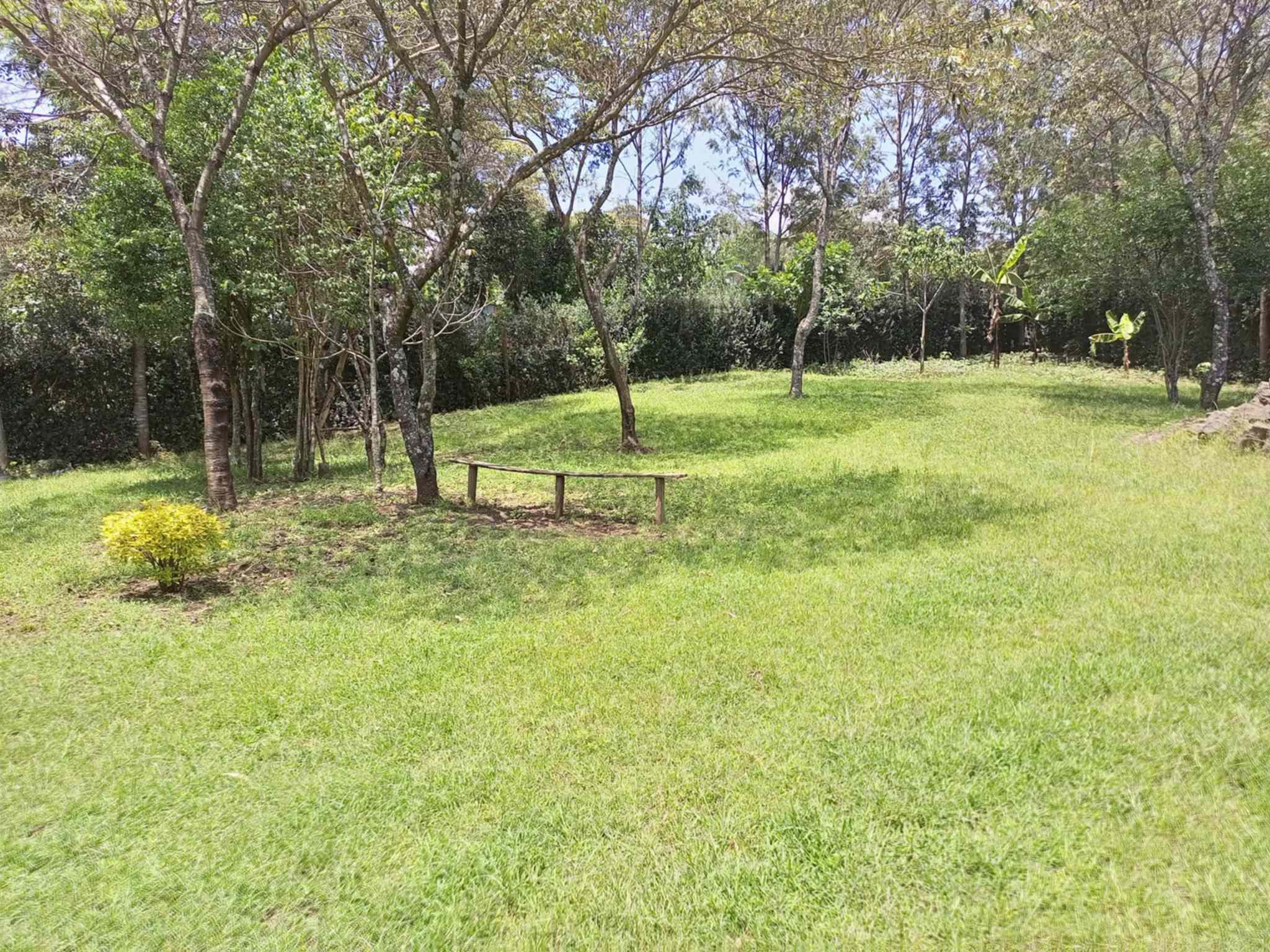 1.5 acre plot with house for sale in Ngong