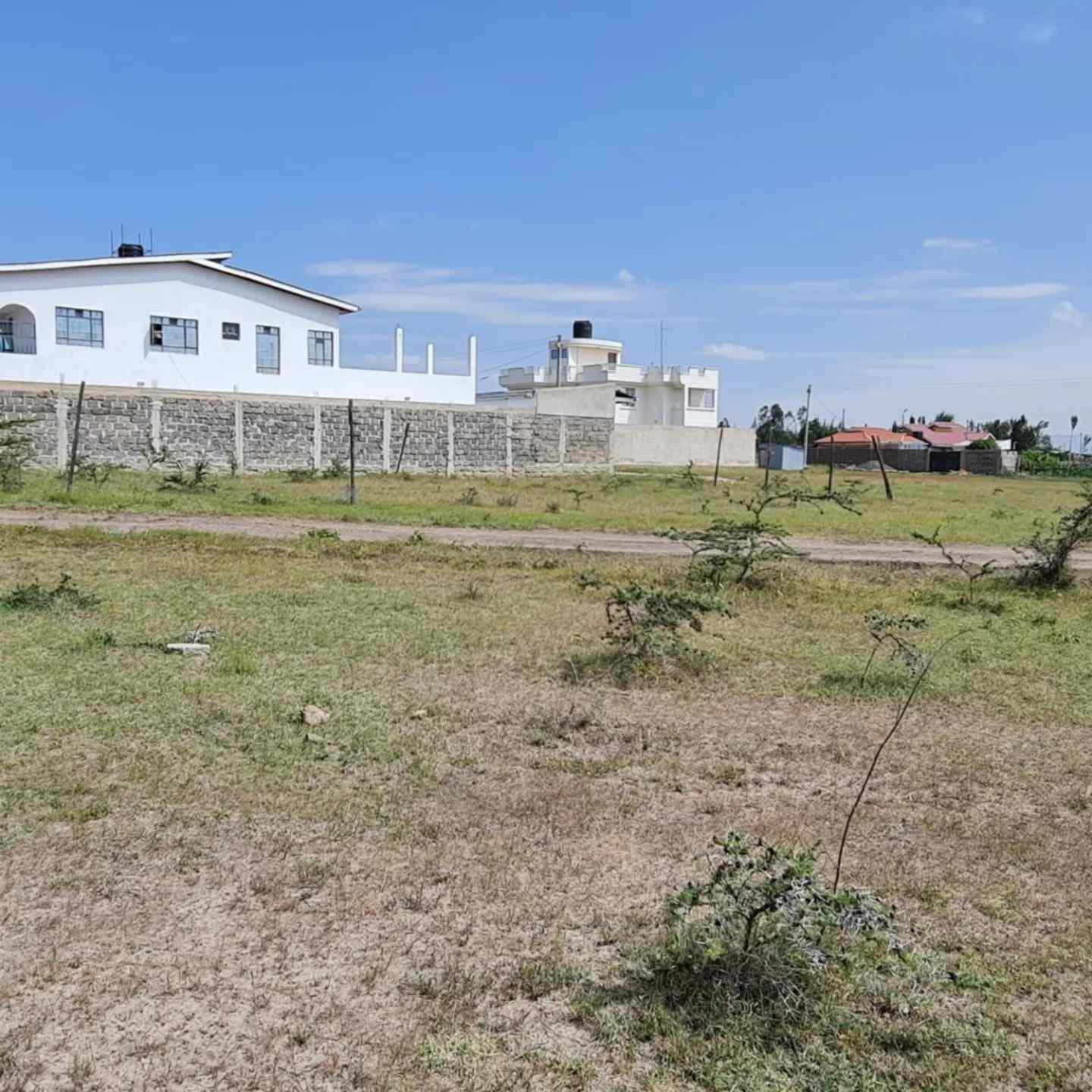 50 by 100 plots for sale in Malaa Kangundo road