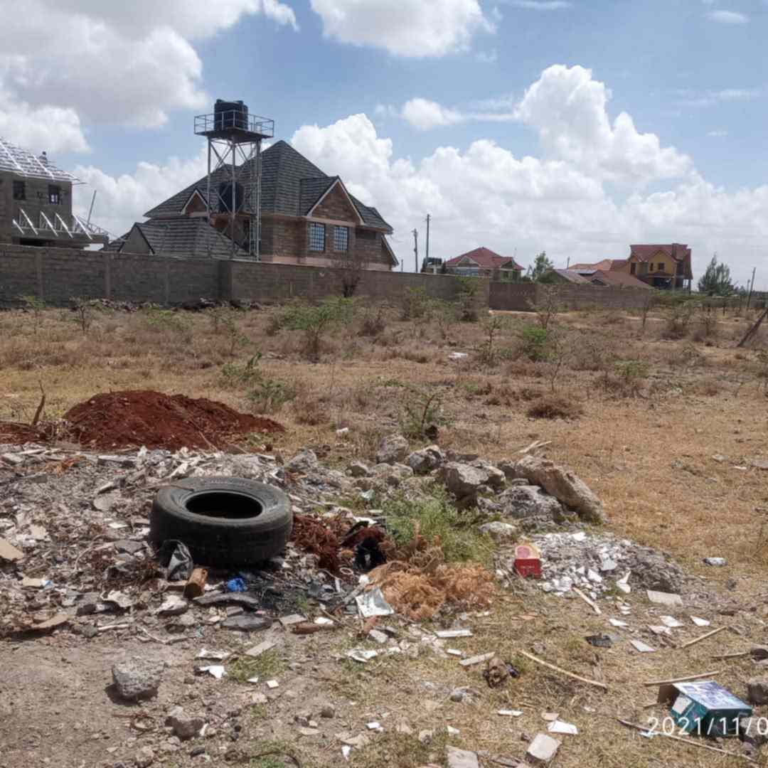 Lands in Syokimau Katani road and airport road for sale