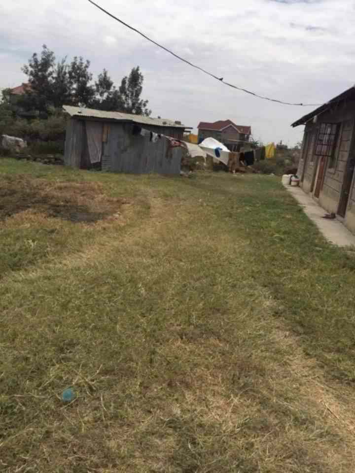 Plot for sale in Syokimau