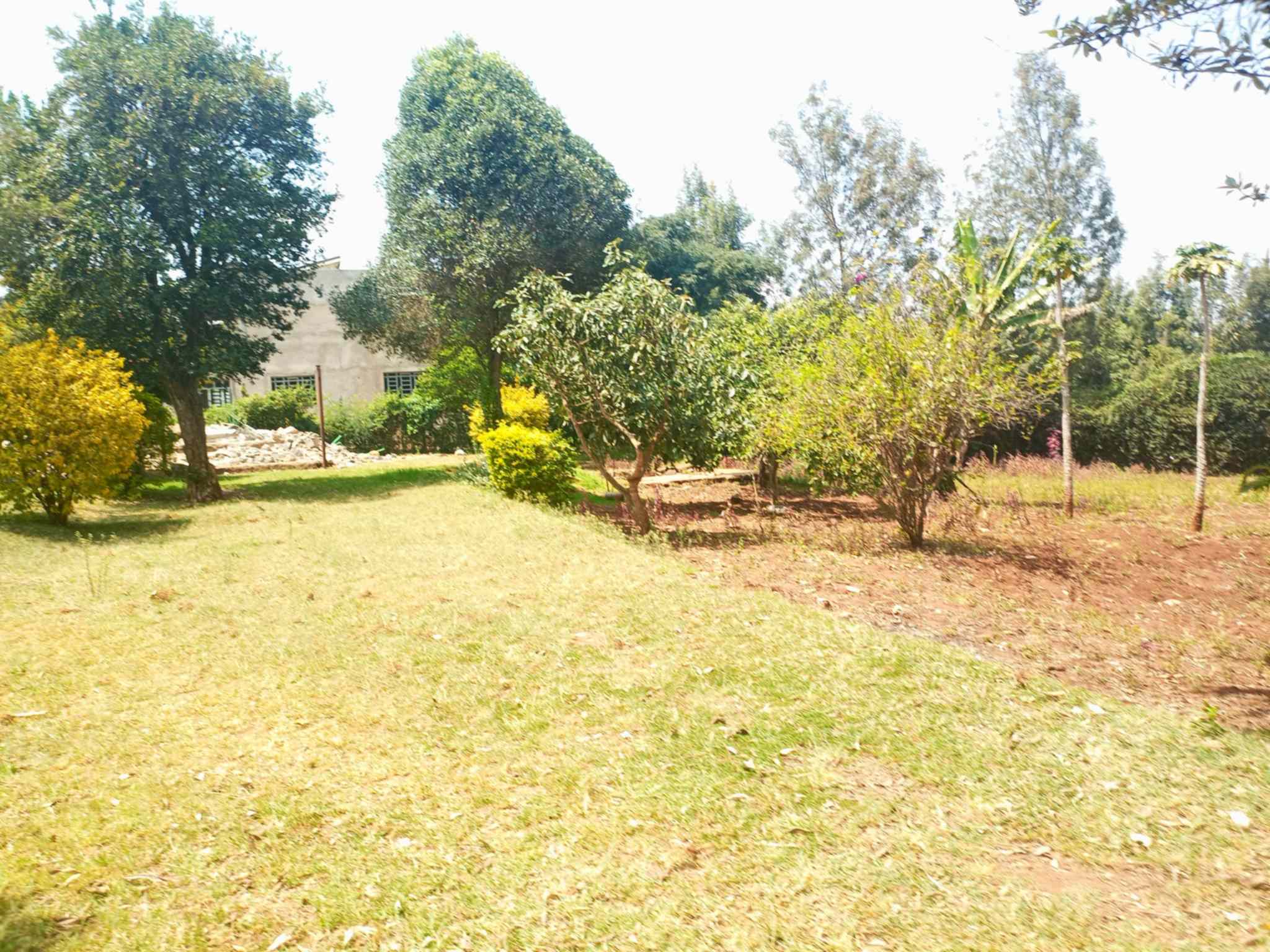 Quatre acre land for sale in Ngong Kerarapon