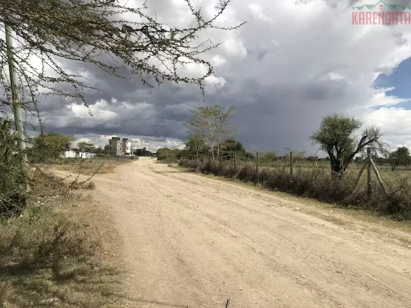 5 acre land for sale in Kitengela Yukos Image