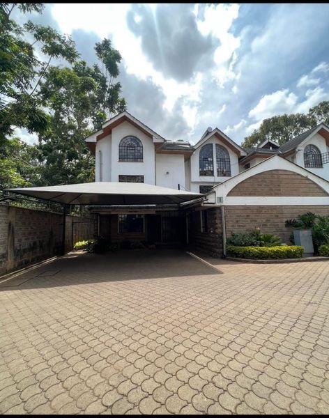 Lavington 5 bedrooms Townhouse plus servant quarter to Let in Lavington