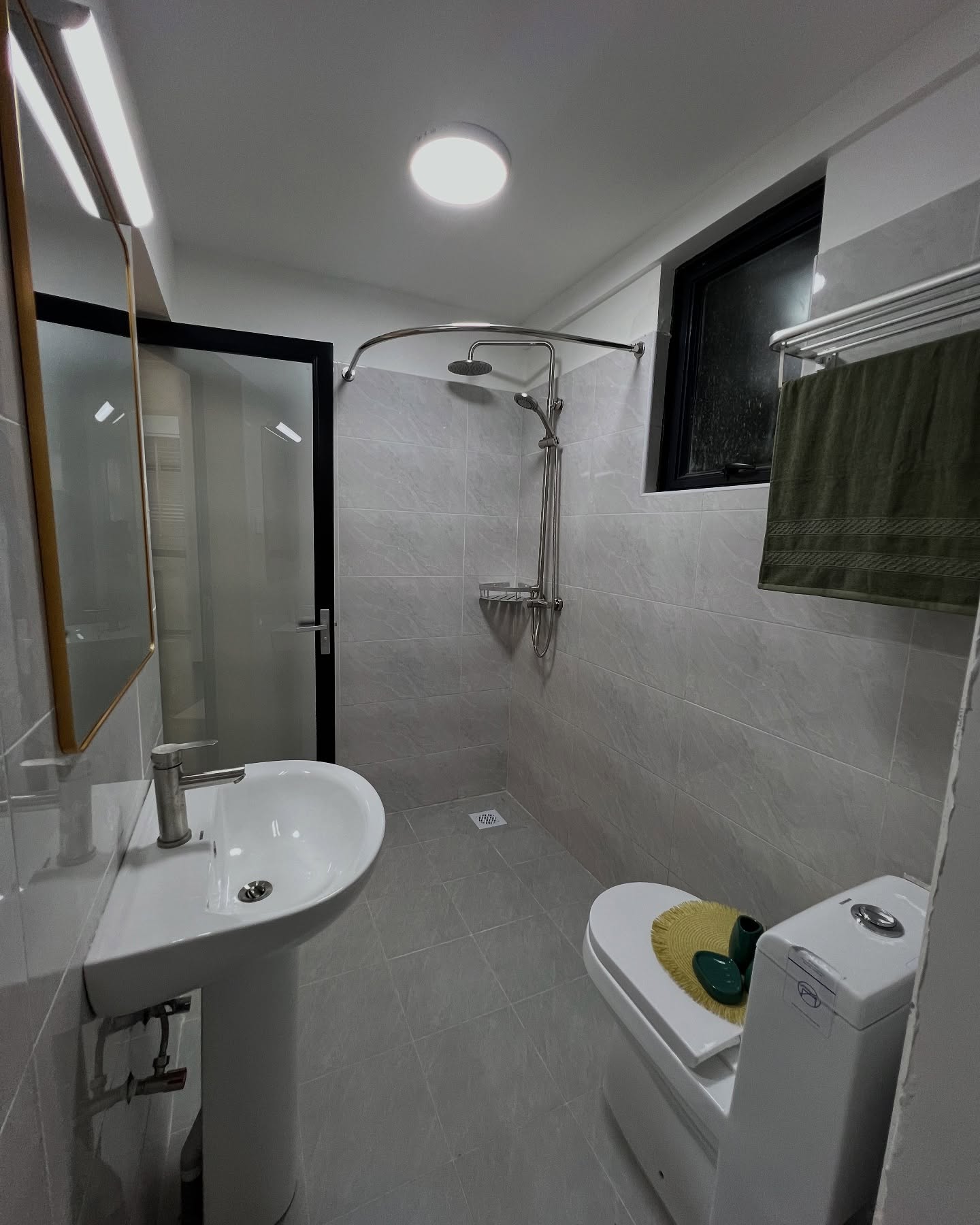 Lovely 1 Bedroom Apartment Plus Study For Sale in Kilimani Image