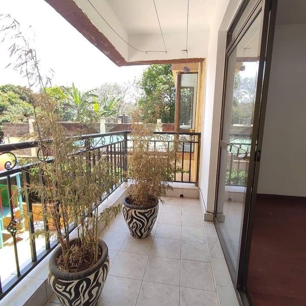 Lovely 2 bedroom apartment to let in kileleshwa