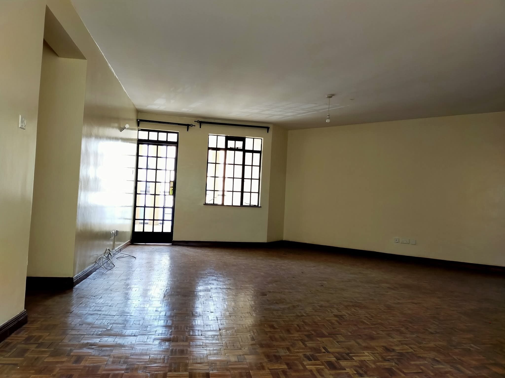 lovely 3 bedroom apartment plus sq to let / sale near junction mall , off riara rd Image