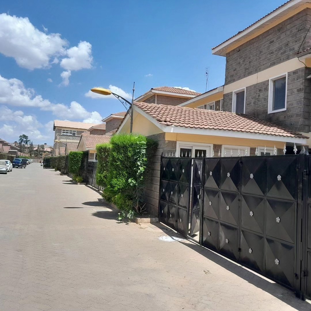 Lovely 3 Bedroom Maisonette Plus Sq To Let In Syokimau