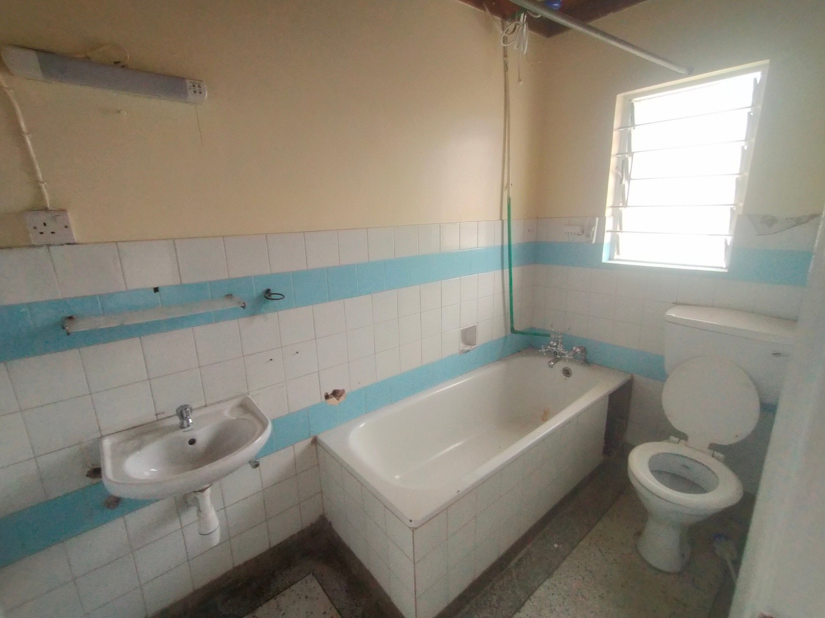 Lovely 3-Bedroom Maisonette + SQ To Let in South C, Off Mombasa Road