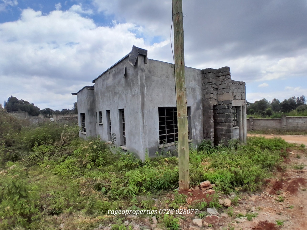 lovely 3 bedroom townhouses shells for sale Gikambura, Kikuyu Image